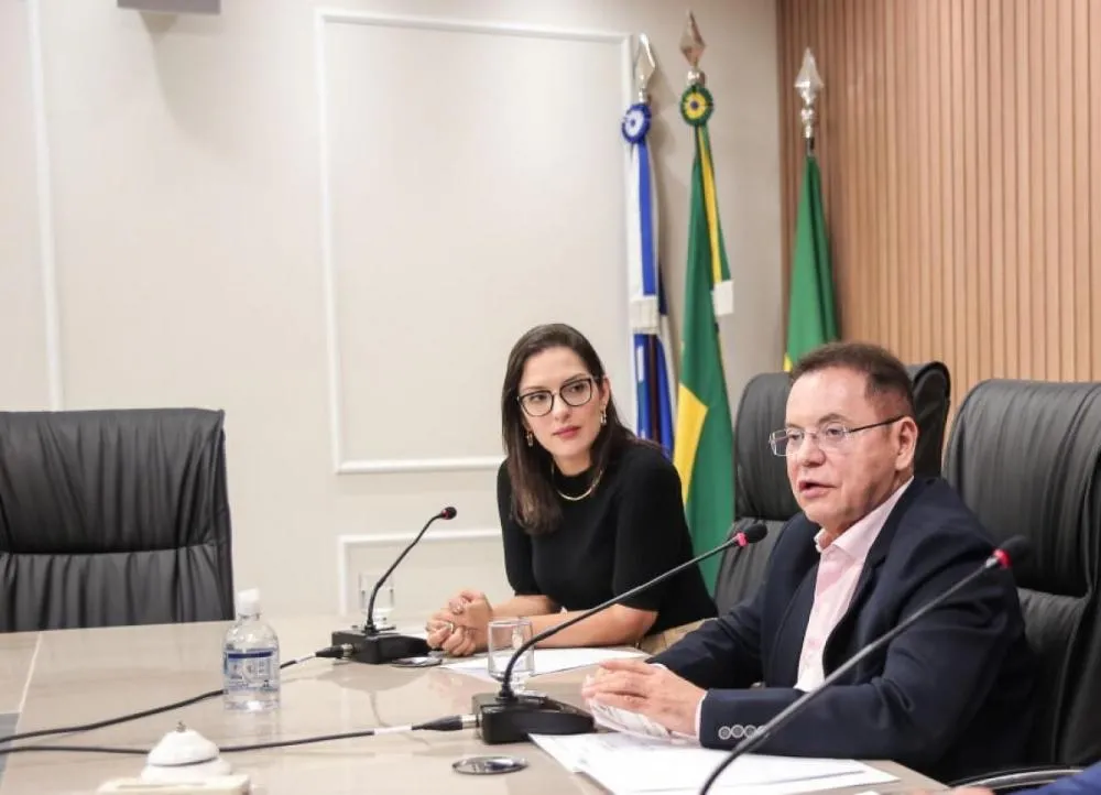 Botelho revela conversas do MDB com União Brasil e abre brecha para chapa com Janaina e Mendes