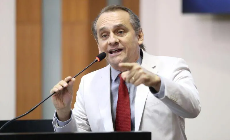 Deputado Wilson Santos propõe na ALMT medidas para orientar o consumidores